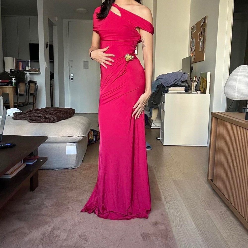Meshki Kaida Slinky One-Shoulder Fuchsia Maxi Gown with Side Brooch